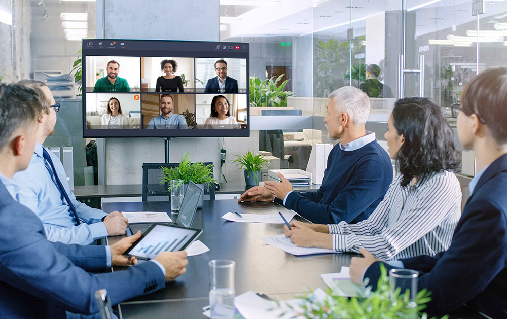 Enjoy global connectivity with the universal video conferencing gateway : TixeoGateway