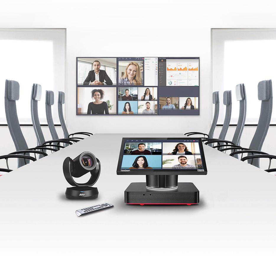 With the videoconferencing equipment VideoTouch Compact, manage your videoconferencing seamlessly.