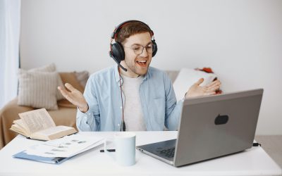 [Tixeo solutions] 3 ways to stay in touch with your remote teams